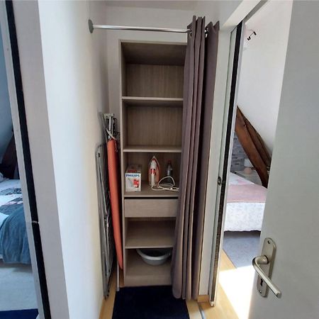 logement campagnard charmant, fonctionnel, cour privée avec WiFi Tauxigny Esterno foto