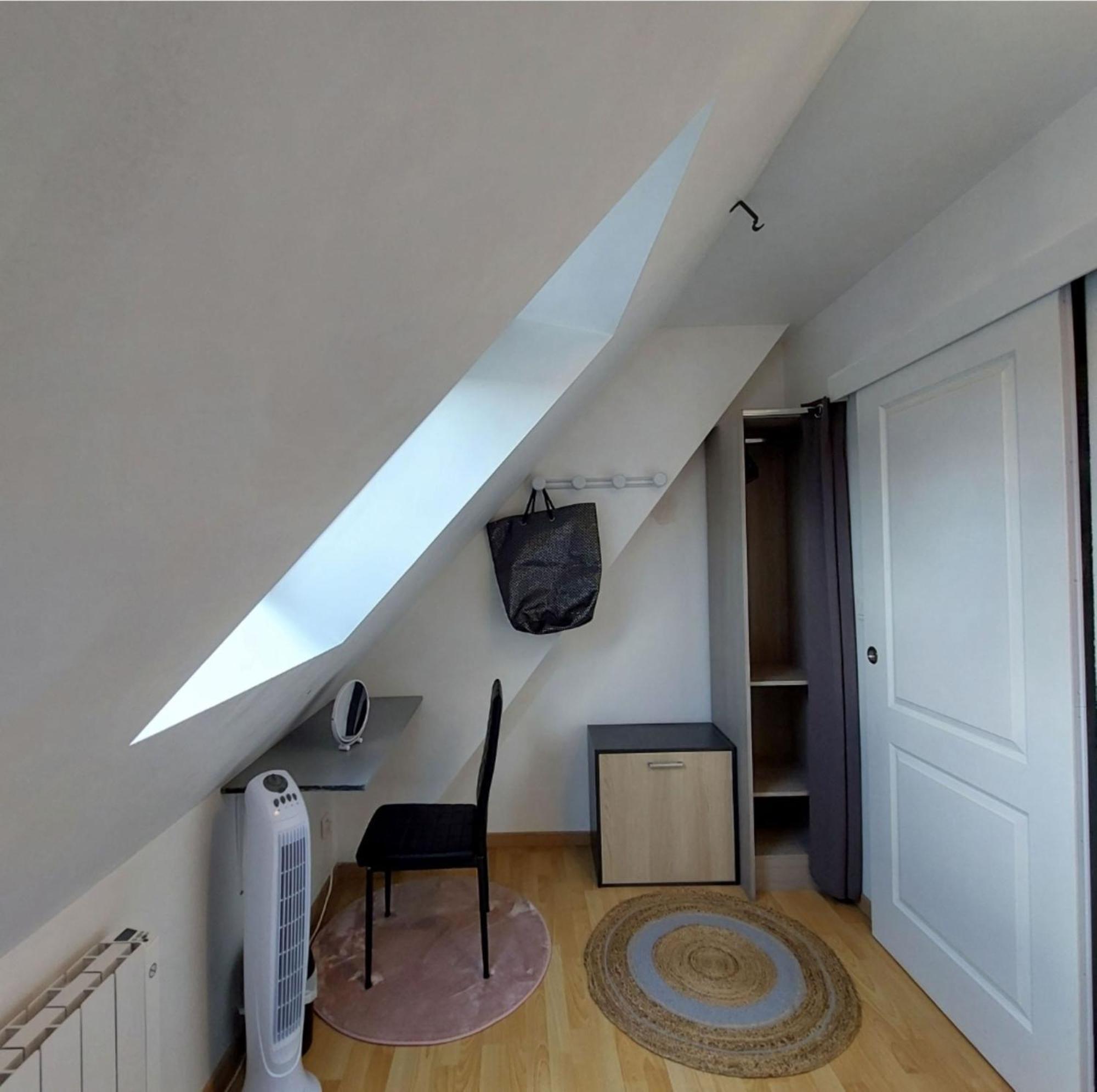 logement campagnard charmant, fonctionnel, cour privée avec WiFi Tauxigny Esterno foto